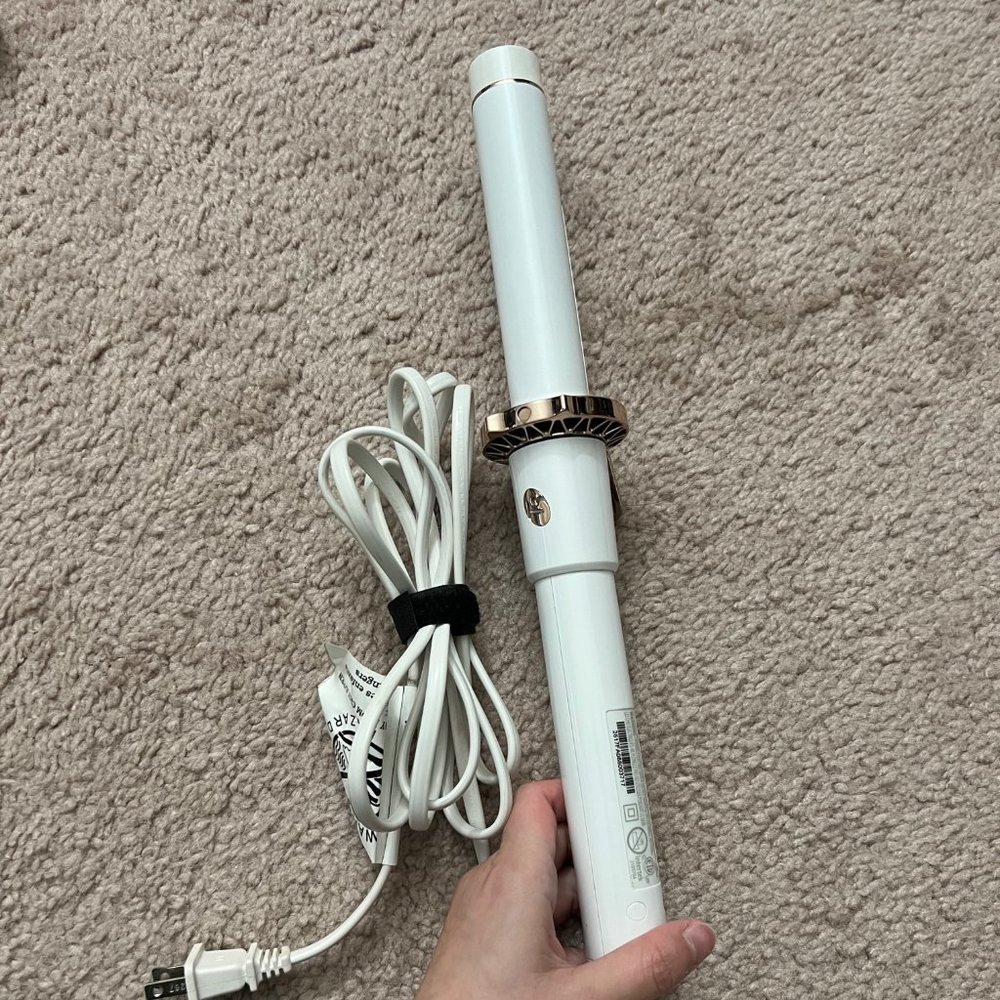 T3 SinglePass Curl 1.25” Professional Ceramic Curling Iron